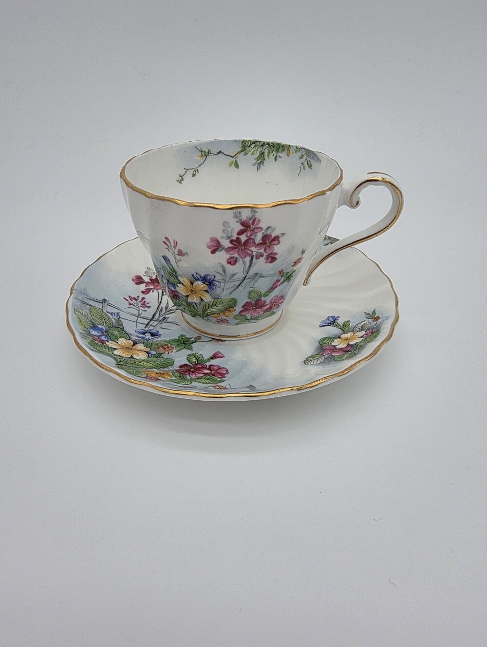 Vintage Aynsley Countryside Cottage Floral Bone China Teacup Saucer Set